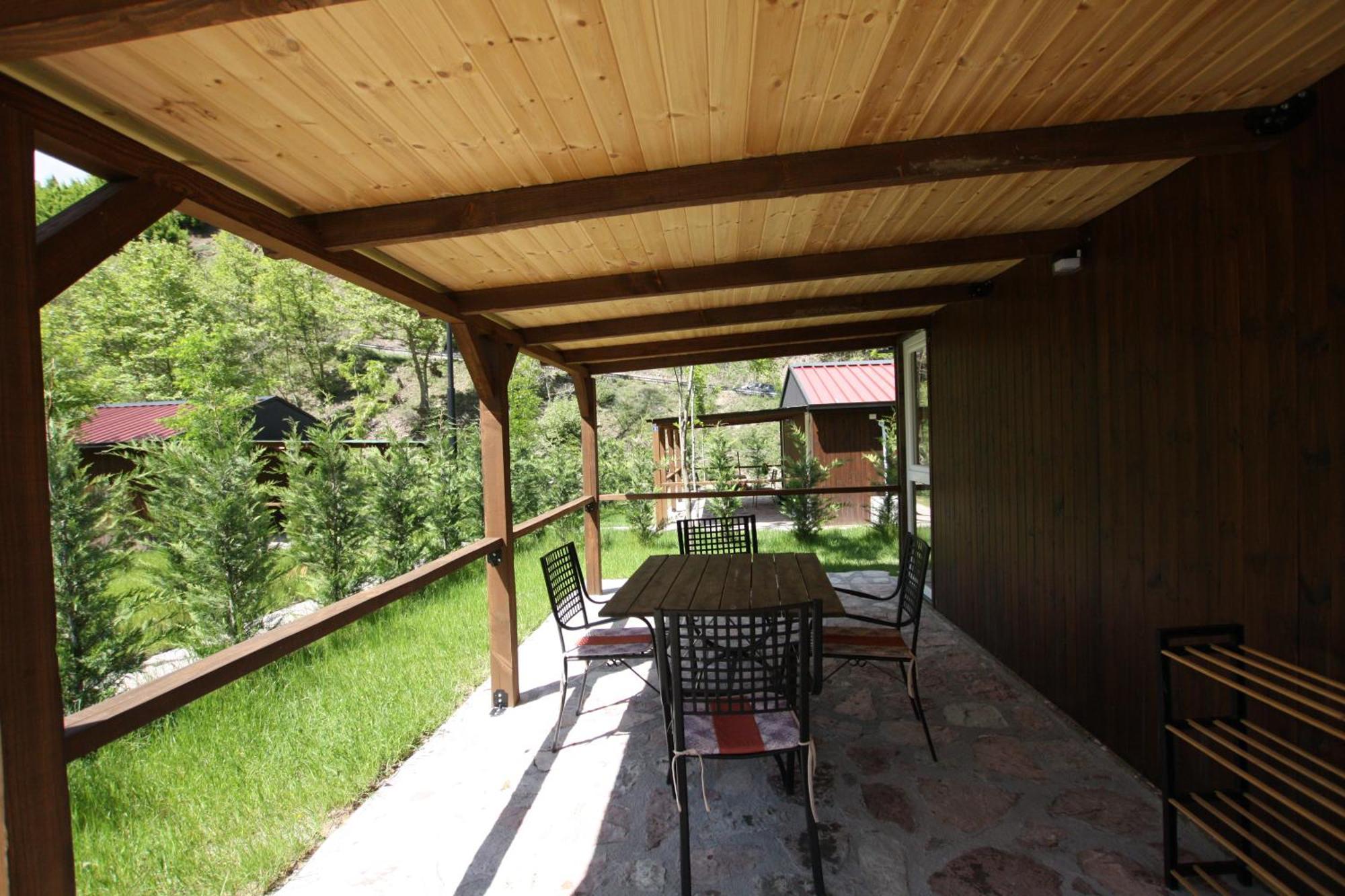 Lugina E Shengjergjit ,Bujtinat Villa Тирана Екстериор снимка