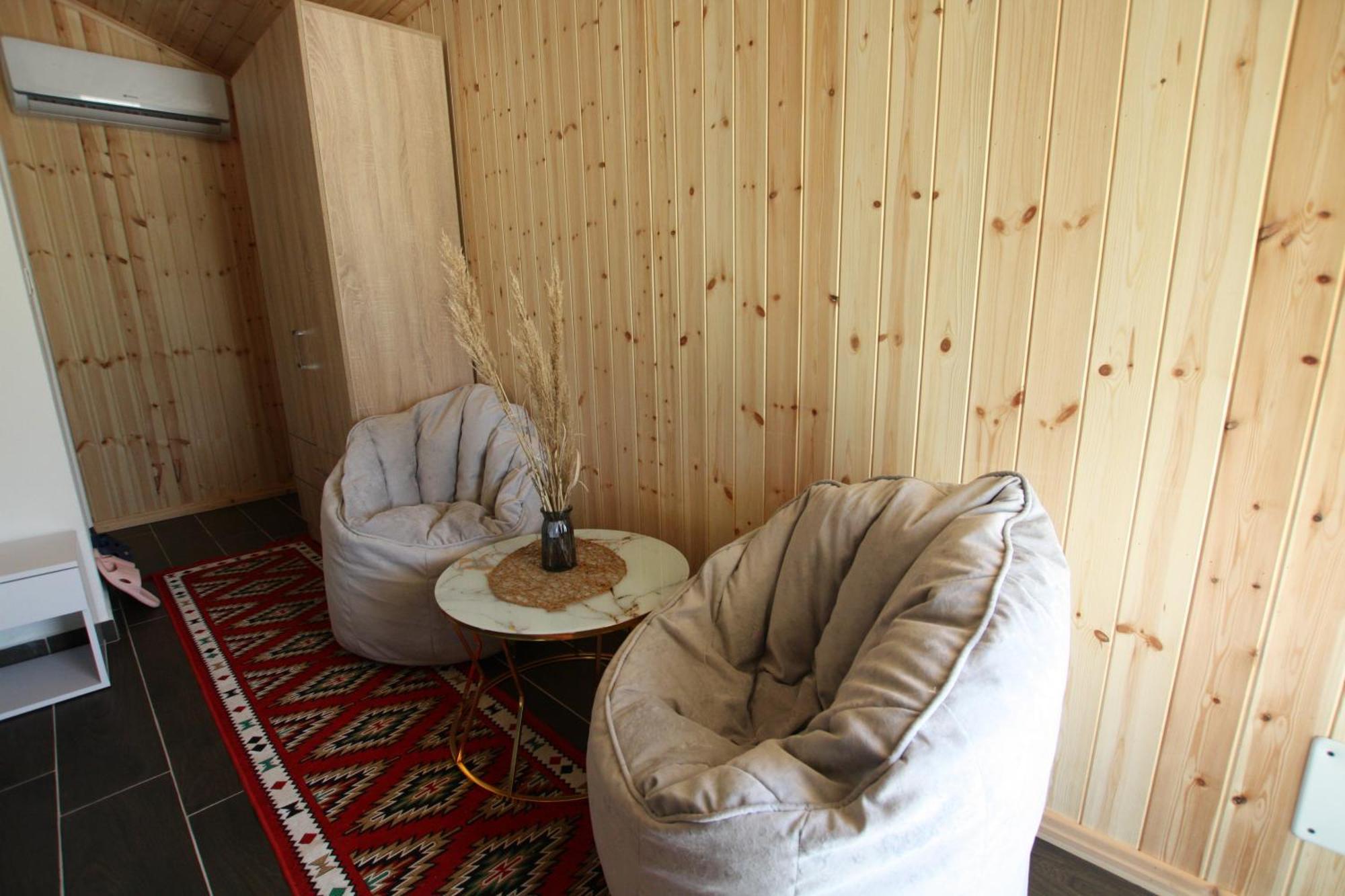 Lugina E Shengjergjit ,Bujtinat Villa Тирана Екстериор снимка